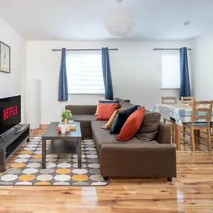  Apartment 2 Bedroom Flat Near Excel United Kingdom