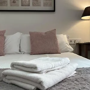 Apartment Con Gracia Spain
